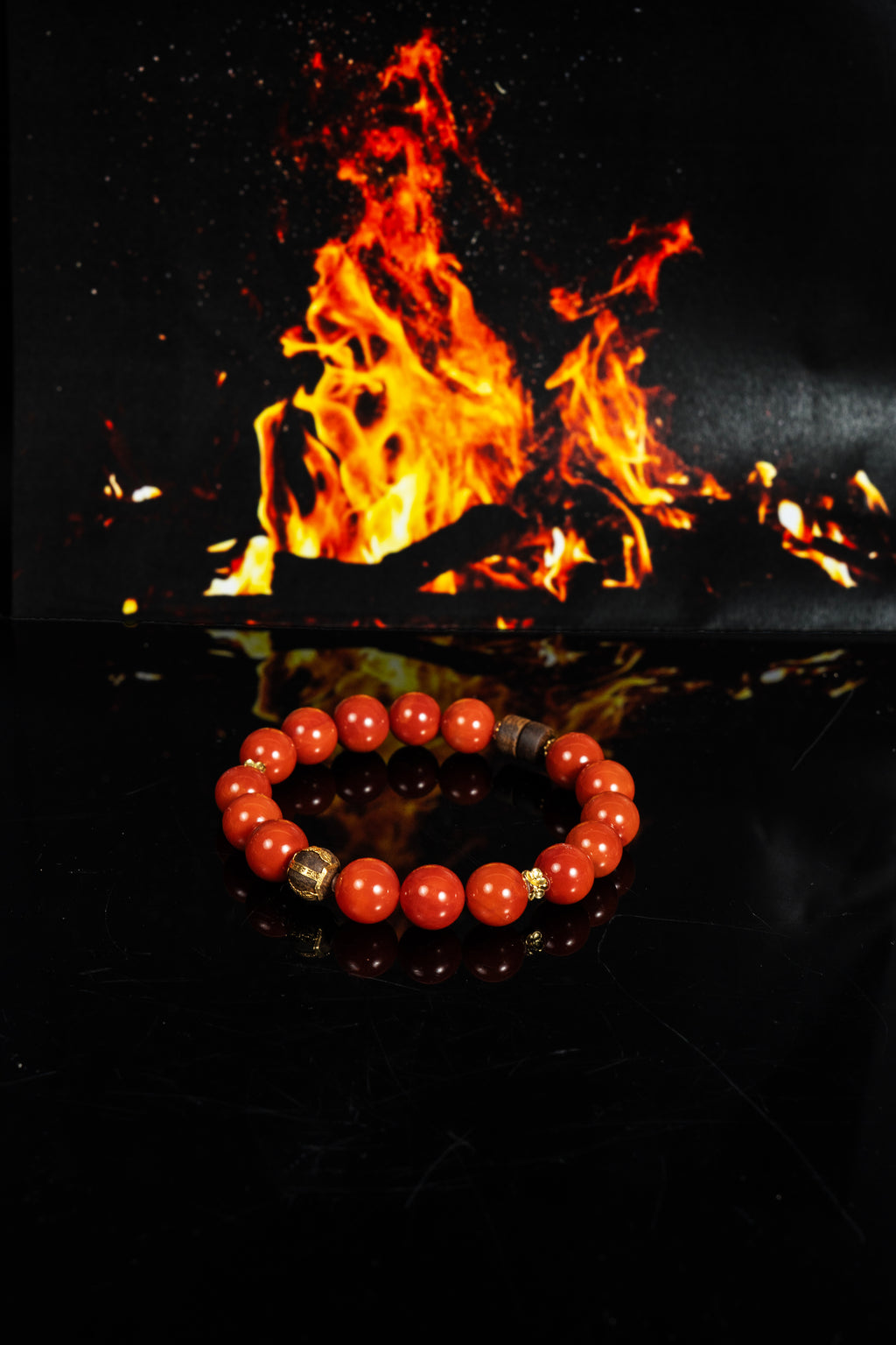 南方紅瑪瑙鑲嵌18K金沉香木手鍊