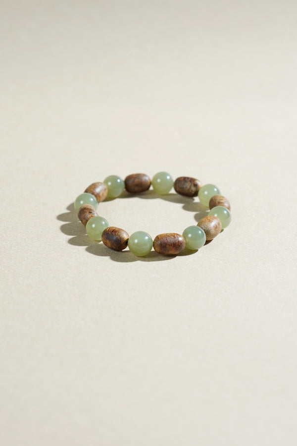 Taiora 五行 · 木-沉香和田玉手串 - 五行能量珠寶