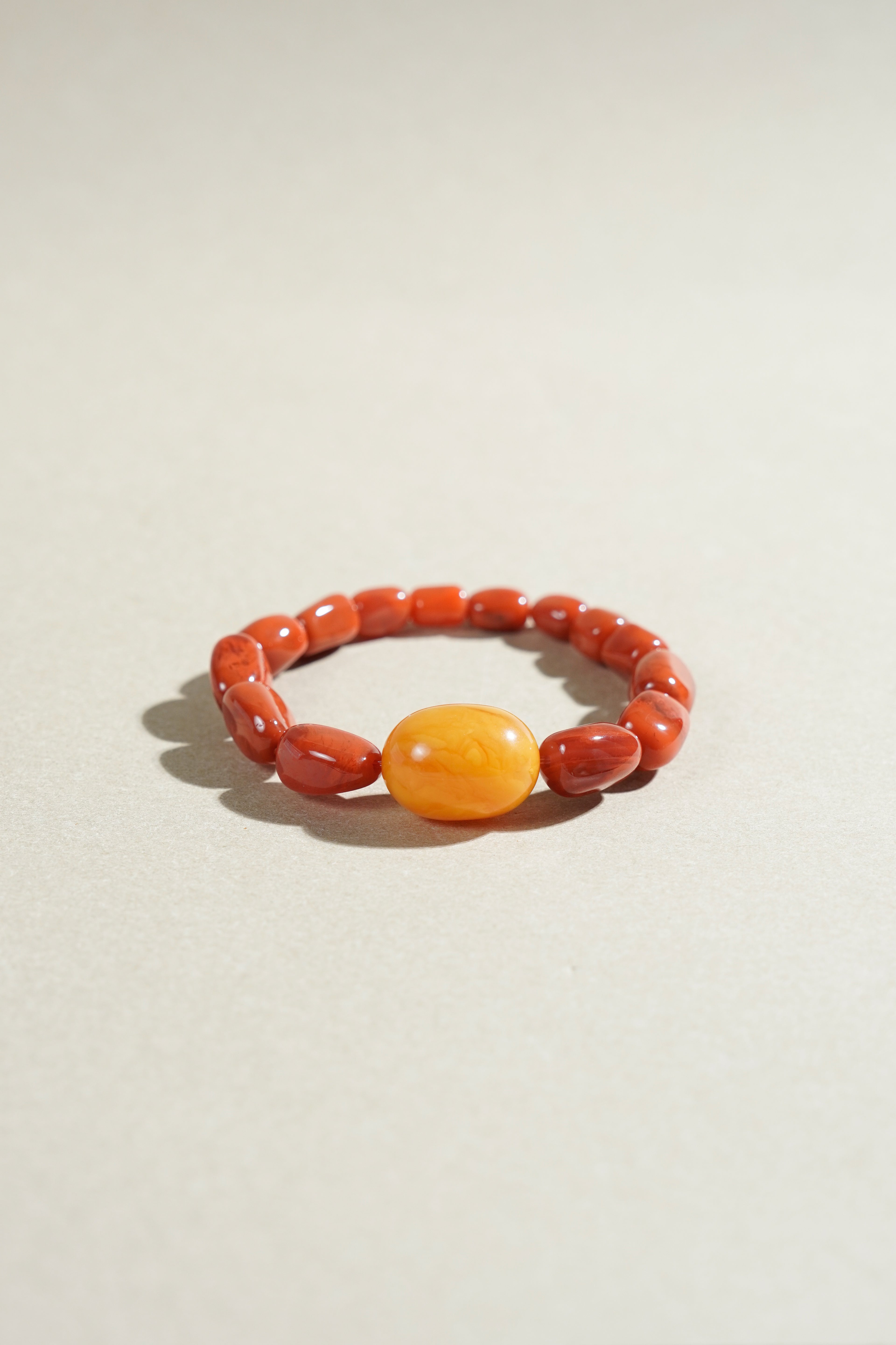 Taiora 五行 · 火生土-南紅手串 - 五行能量珠寶